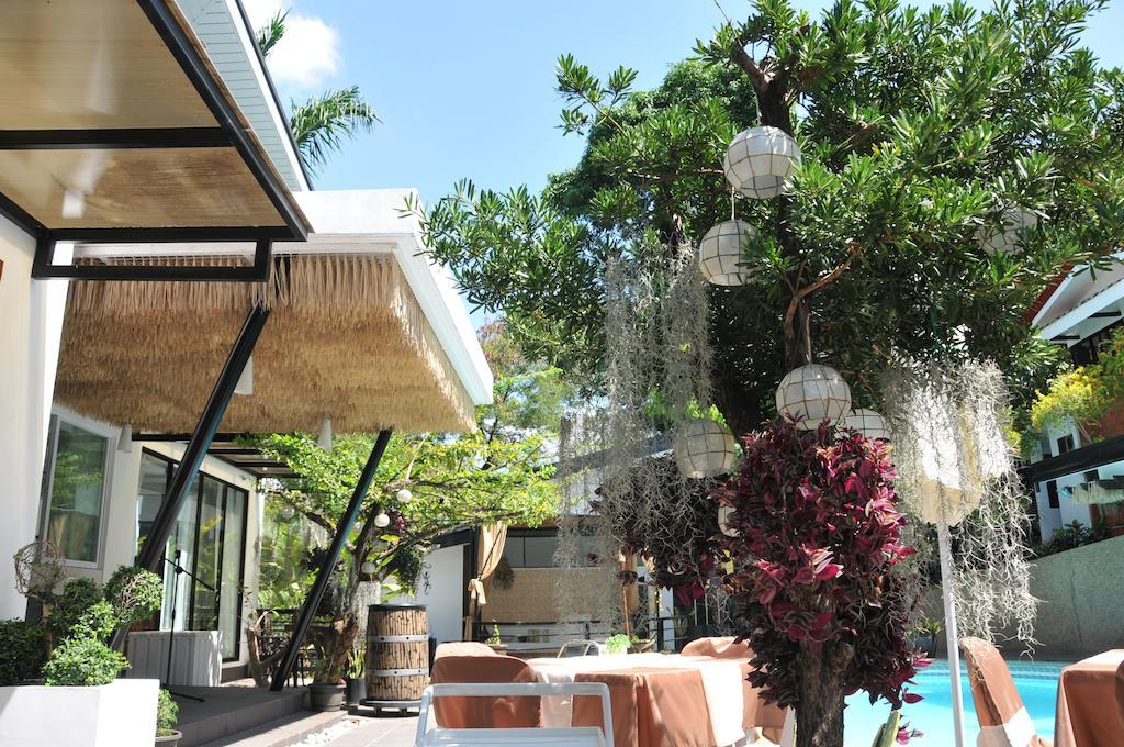Date & Dine Resort Antipolo Exterior foto
